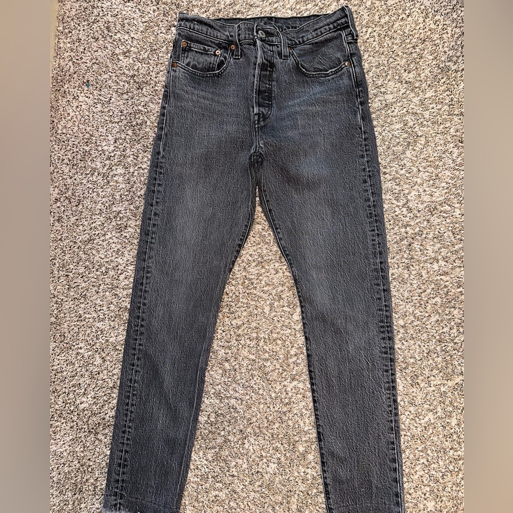 Levis button up 501 jeans